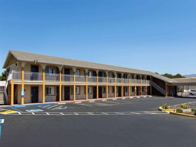 Days Inn By Wyndham Ukiah Kültér fotó